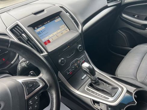 Used 2017 Ford Edge SEL w/ Equipment Group 201A image 25