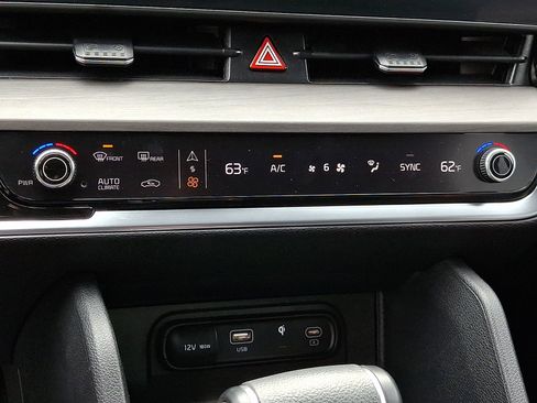 Used 2024 Kia Sportage X-Line w/ X-Line Premium Package image 17