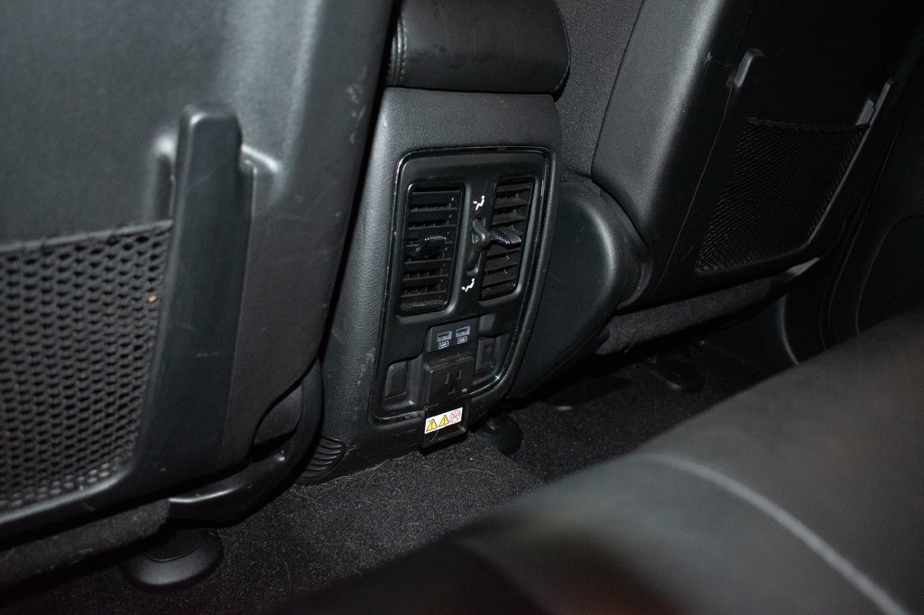 Used 2021 Jeep Grand Cherokee Limited AWD/4WD image 24
