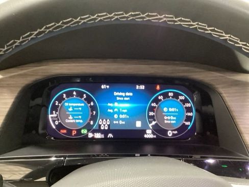 Certified 2025 Volkswagen Atlas SEL image 6