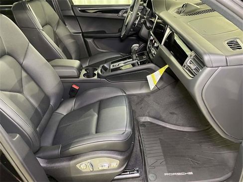 New 2026 Porsche Macan Turbo image 23