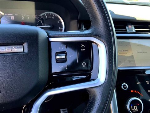 Certified 2022 Land Rover Discovery Sport SE R-Dynamic image 24