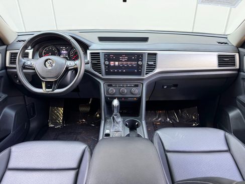 Used 2018 Volkswagen Atlas SE image 11