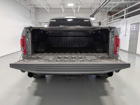 Used 2018 Ford F150 Raptor w/ Equipment Group 802A Luxury AWD/4WD image 41
