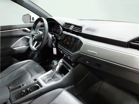 Used 2025 Audi Q3 2.0T Premium AWD/4WD image 10
