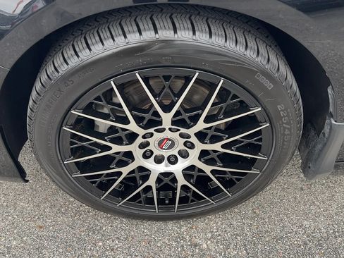 Used 2019 Honda Accord EX-L image 11