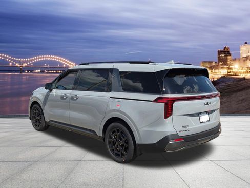 New 2026 Kia Carnival SX Prestige FWD image 3