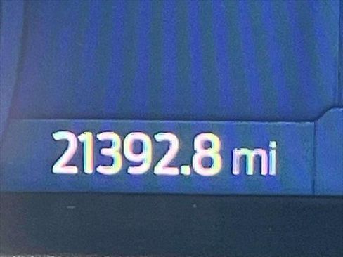 Used 2022 Ford Expedition XLT image 26