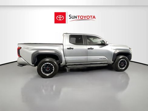 Used 2024 Toyota Tacoma TRD Off-Road AWD/4WD image 2