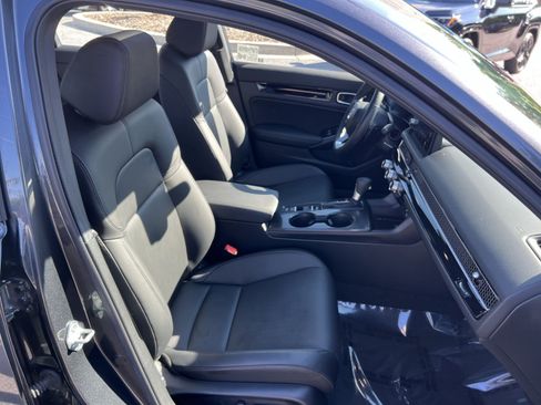 Used 2025 Honda Civic Sport Touring image 27