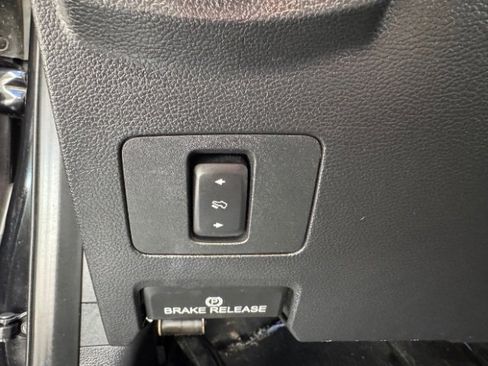 Used 2019 Ford F350 Lariat image 30