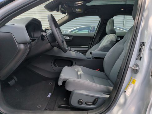 Used 2024 Polestar Polestar 2 RWD image 15