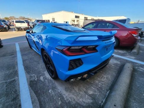 Used 2023 Chevrolet Corvette Stingray Preferred Cpe w/ Z51 Performance Package image 4