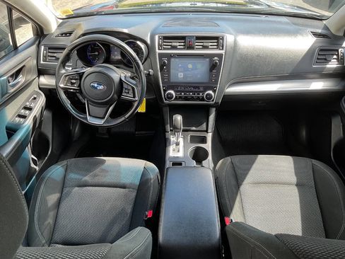 Used 2018 Subaru Outback 2.5i Premium AWD/4WD image 11
