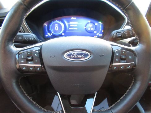 Used 2021 Ford Escape Titanium w/ Titanium Elite Package AWD/4WD image 28