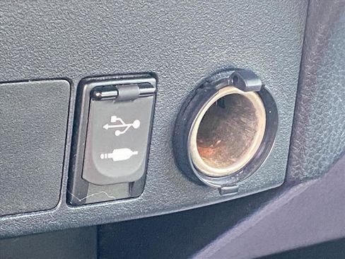 Used 2017 Toyota RAV4 XLE image 15