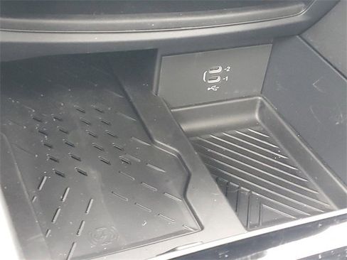 New 2026 Chrysler Pacifica Limited w/ Trailer Tow Group image 31