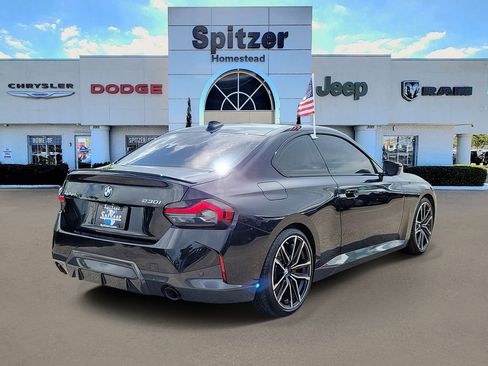 Used 2022 BMW 230i Coupe w/ Premium Package 2 RWD image 2