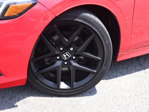 Used 2023 Honda Civic Sport image 19