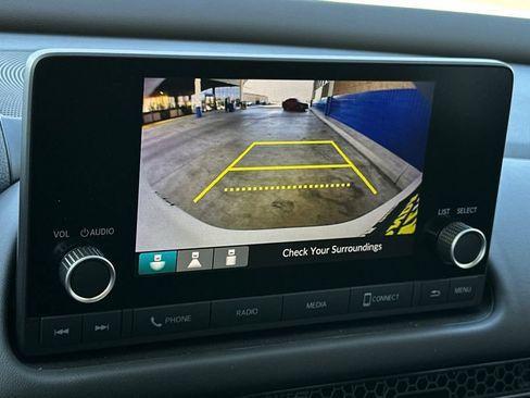 Certified 2025 Honda HR-V LX image 21