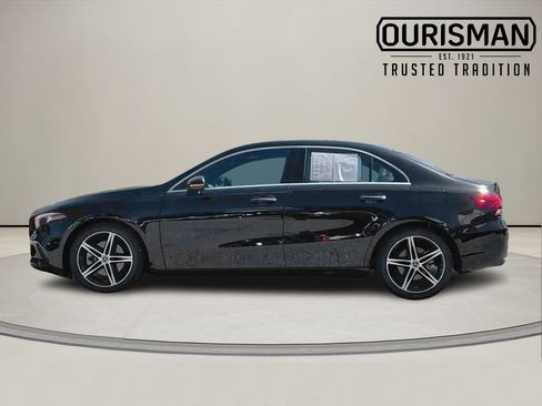 Used 2022 Mercedes-Benz A 220 4MATIC image 3