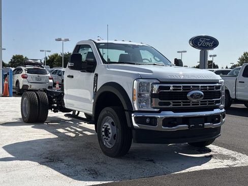 New 2026 Ford F600 4x4 Regular Cab Super Duty w/ XL Chrome Package image 1