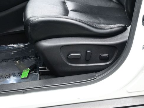 Used 2017 Nissan Rogue SL w/ SL Premium Package image 11