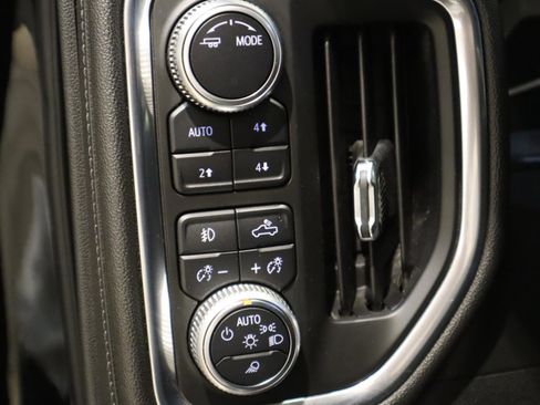 Used 2020 GMC Sierra 1500 SLT w/ SLT Premium Plus Package AWD/4WD image 23