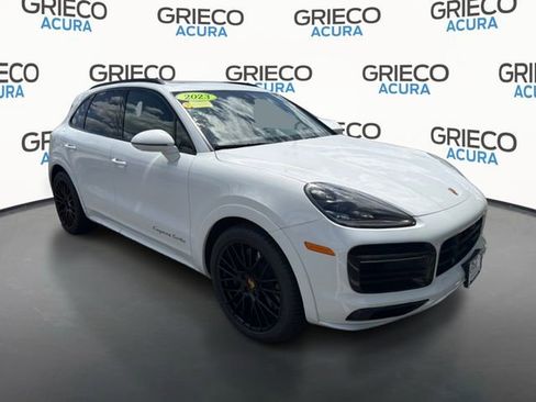 Used 2023 Porsche Cayenne Turbo AWD/4WD image 1