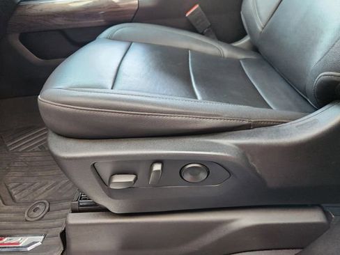 Used 2024 Chevrolet Silverado 2500 LTZ w/ LTZ Premium Package image 21