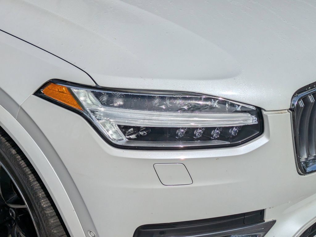 Certified 2023 Volvo XC90 B6 Plus w/ Protection Package AWD/4WD image 9