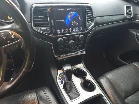 Used 2020 Jeep Grand Cherokee Limited w/ Luxury Group II RWD image 11