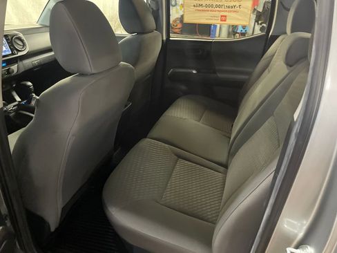 Certified 2023 Toyota Tacoma SR5 AWD/4WD image 25