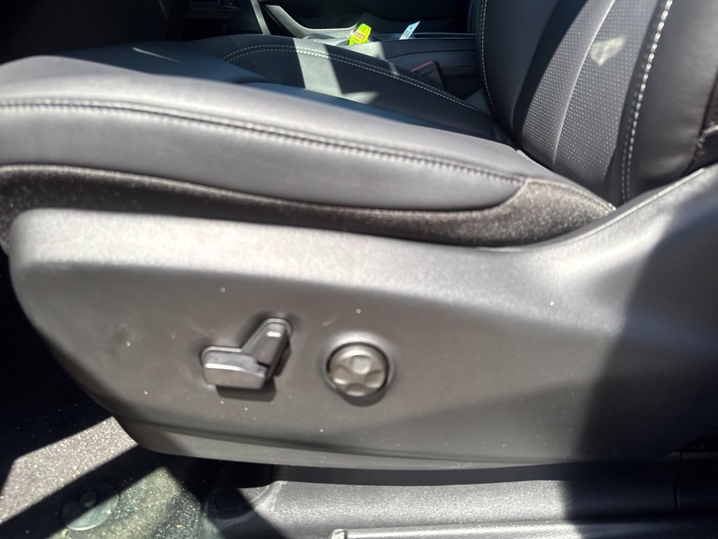 New 2027 Chrysler Pacifica Select FWD image 29