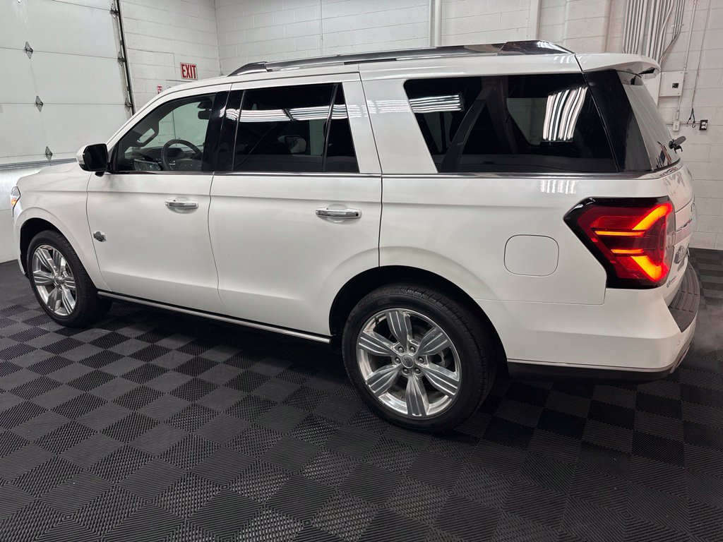 Used 2023 Ford Expedition King Ranch AWD/4WD image 6