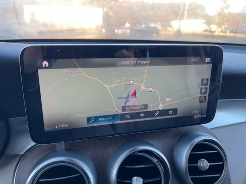 Certified 2021 Mercedes-Benz GLC 300 4MATIC image 11