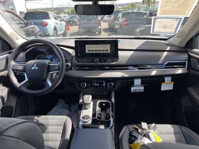 Used 2025 Mitsubishi Outlander SE AWD/4WD image 8