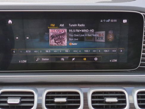 Used 2020 Mercedes-Benz GLE 350 image 16