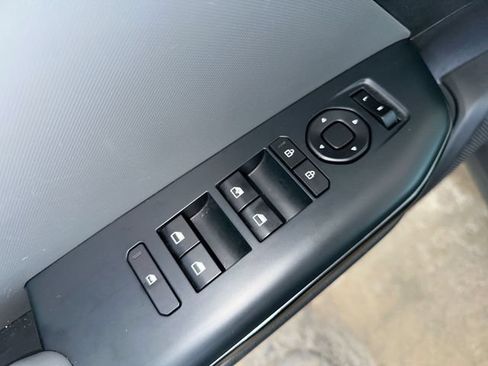 Certified 2025 Kia K4 FWD image 17