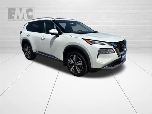 Used 2021 Nissan Rogue SL AWD/4WD image 2