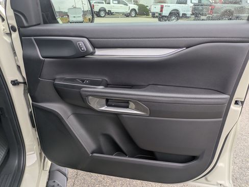 New 2025 Ford Ranger Lariat w/ FX4 Off-Road Package image 28