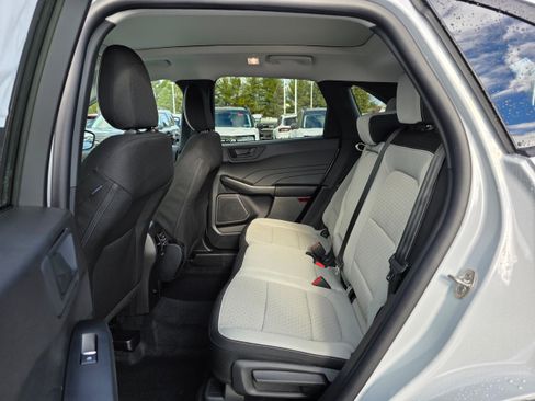 New 2026 Ford Escape Active w/ Cold Weather Package AWD/4WD image 17