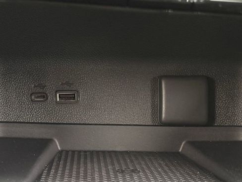 New 2026 Chevrolet Traverse LT image 18