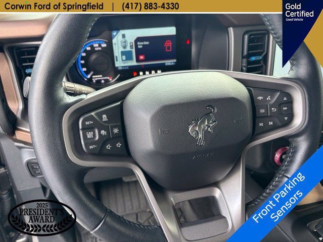 Used 2023 Ford Bronco Outer Banks AWD/4WD image 13