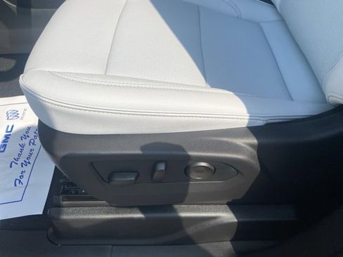 New 2025 Chevrolet Tahoe Premier image 19