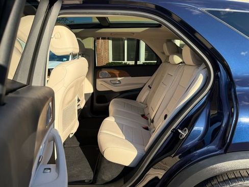 Used 2021 Mercedes-Benz GLE 350 4MATIC image 28