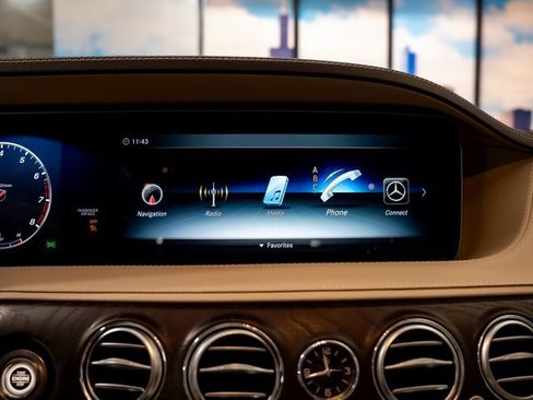 Used 2018 Mercedes-Benz S 450 4MATIC Sedan image 19