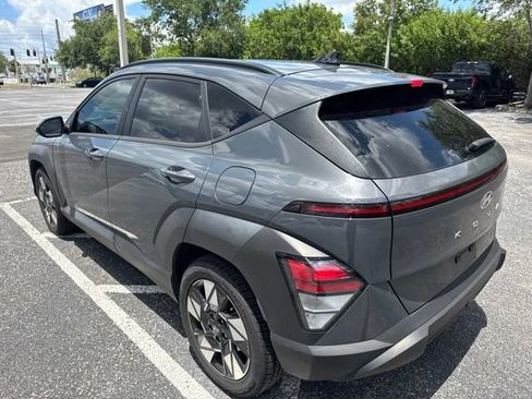 Used 2024 Hyundai Kona SEL w/ Convenience Package FWD image 6