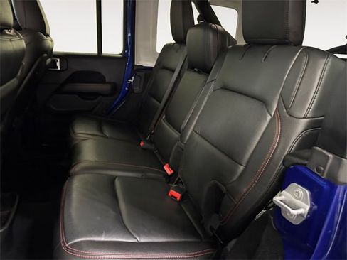 Used 2018 Jeep Wrangler Unlimited Rubicon image 6