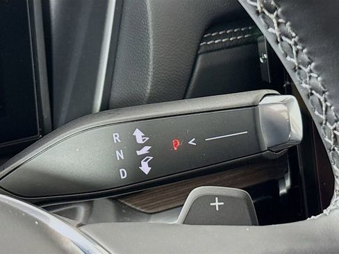 New 2026 GMC Terrain Denali w/ LPO, Black Badging Package image 17